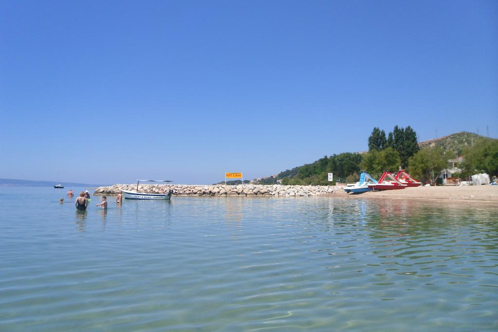 Hostel Guesthouse Mira Omis Exterior photo